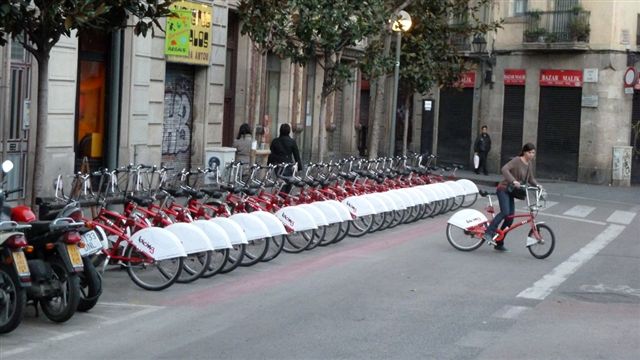 Bicycles in Barcelona, low resolution